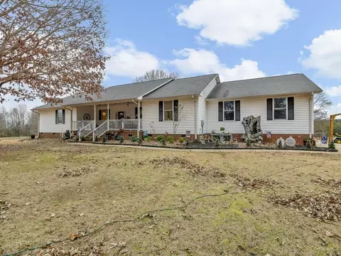 585 Pulpwood Yard Rd, Jonesville, SC 29353