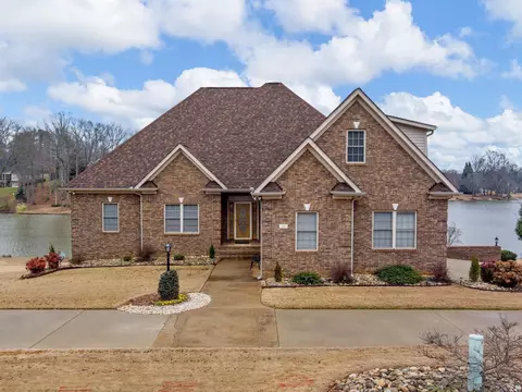 128 S Lake Emory Dr, Inman, SC 29349