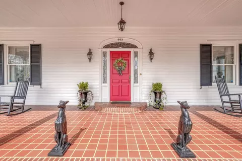 603 E Main St, Union, SC 29379 photo 2