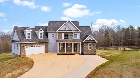 7 S Reid Rd, Landrum, SC 29356