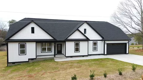195 Dean Ave, Inman, SC 29349