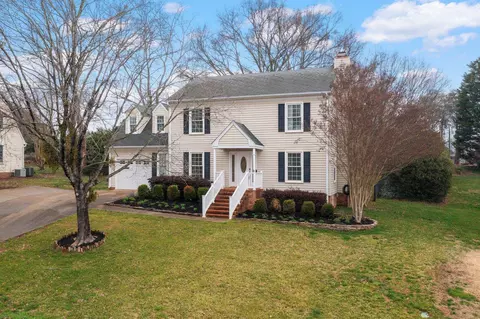 106 Fox Run Cir, Greer, SC 29651 photo 2