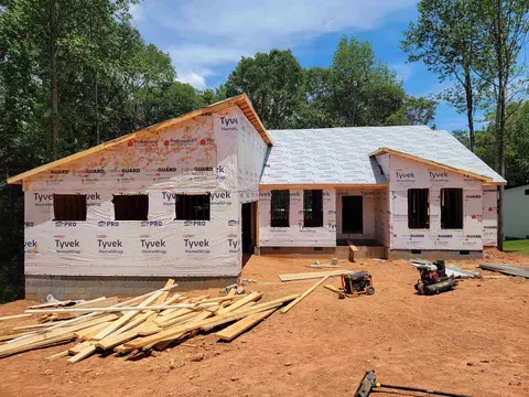 174 Howell Cir, Greenville, SC 29615