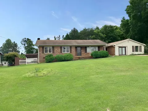 302 Shenandoah Dr, Spindale, NC 28160