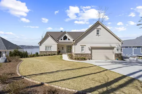 177 Point Arrowhead Cir, Cross Hill, SC 29332