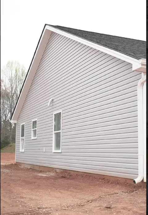 Exterior - 792 Darwin Rd, Gaffney, SC 29340 photo 2 of 5