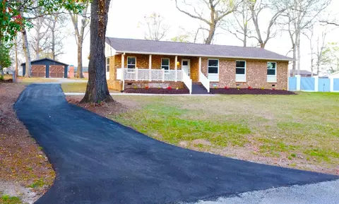 107 Oakwood Dr, Lyman, SC 29365
