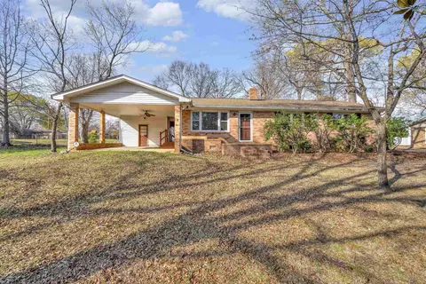 105 Oakwood Dr, Lyman, SC 29365