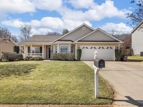 9 Olivine Way, Greer, SC 29650