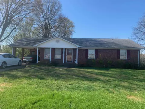 302 Cresthaven Drive Dr, Gaffney, SC 29341