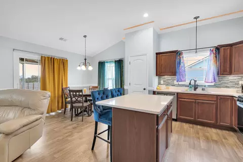 Kitchen - 260 Long Branch Rd, Chesnee, SC 29323 photo 3 of 5