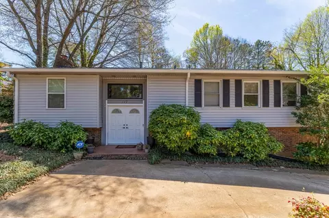 117 Crestview Dr, Gaffney, SC 29340