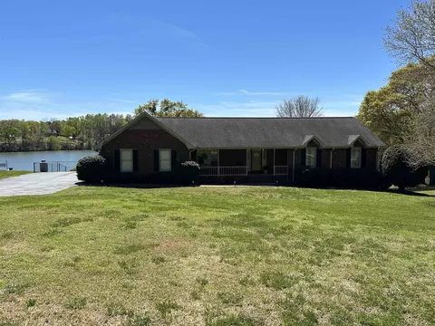 120 Riverview Rd, Chesnee, SC 29323