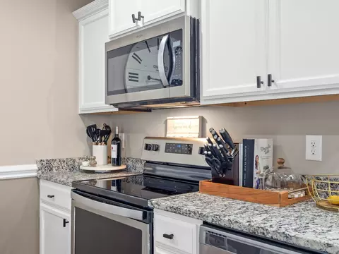 2165 Pomerol Dr, Moore, SC 29369 photo 4