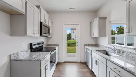 714 Embark Cir, Greer, SC 29651 photo 3