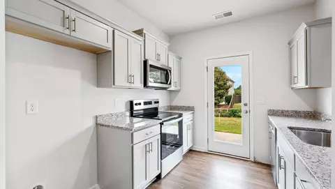 714 Embark Cir, Greer, SC 29651 photo 6