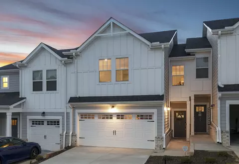 54 Galley Ln, Greenville, SC 29607