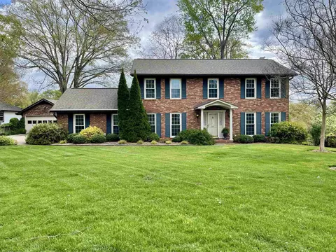 204 Heathwood Dr, Spartanburg, SC 29307