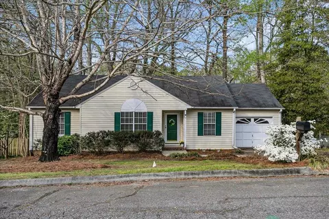 14 Glenview Dr, Simpsonville, SC 29681