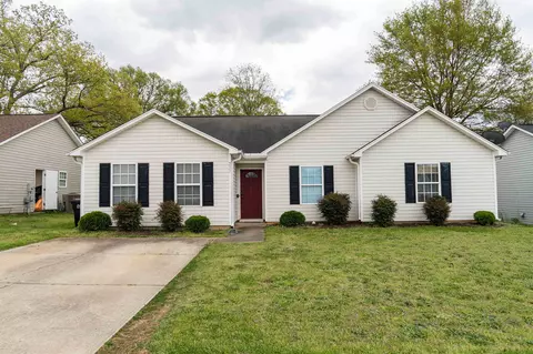 227 Cornerstone Ct, Simpsonville, SC 29681