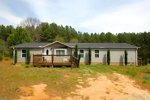 252 Stones Throw Dr, Landrum, SC 29356