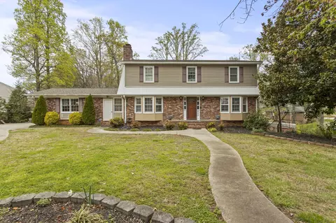 422 Circle Dr, Greer, SC 29650