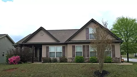 504 Tilgate Ct, Boiling Springs, SC 29316