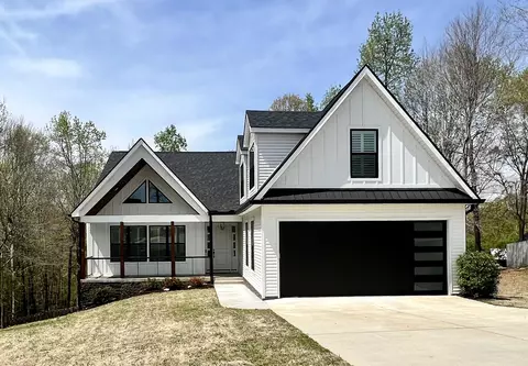 225 Saddle Creek Ct, Greer, SC 29651