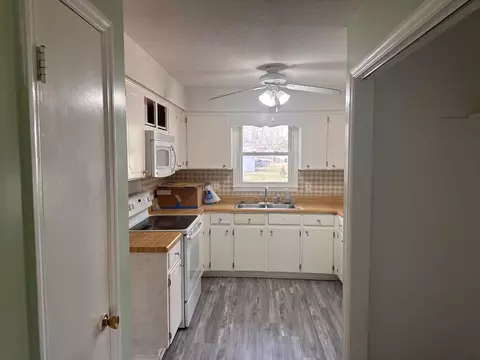 360 Sunset Dr, Pacolet, SC 29372 photo 9