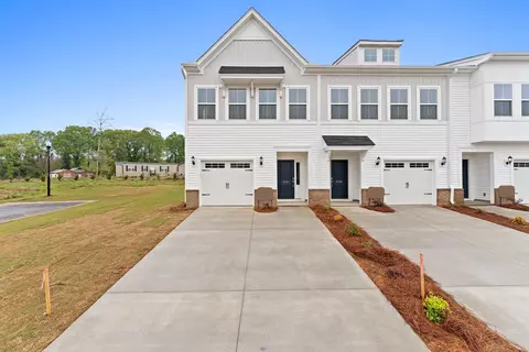6064 Charlesdale Way, Spartanburg, SC 29302