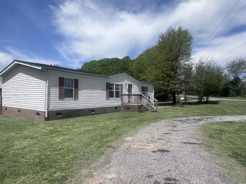 821 Henderson Rd, Chesnee, SC 29323 photo 3