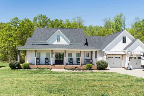 228 Bertha Burns Rd, Inman, SC 29349
