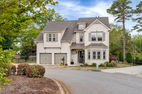 4 Cloudless Cir, Greenville, SC 29607