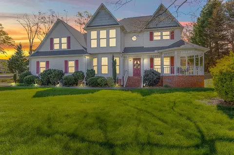 10 Moultrie Dr, Taylors, SC 29687