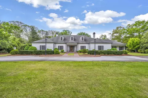 1122 Woodburn Rd, Spartanburg, SC 29302