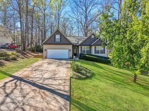 153 Ashlan Woods Ct, Greer, SC 29651