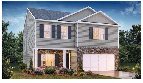 704 Valencia Cir, Wellford, SC 29385