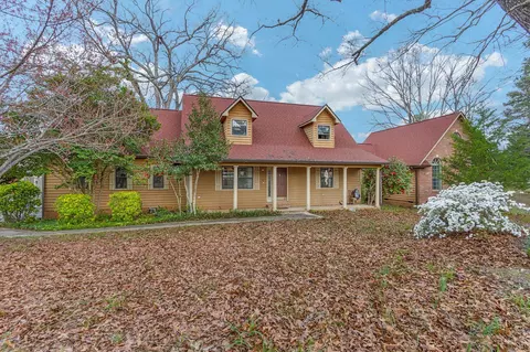 40 Ridings Rd, Campobello, SC 29322