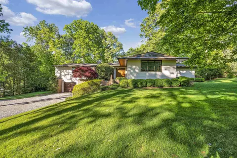 1530 Barberry Ln, Spartanburg, SC 29302