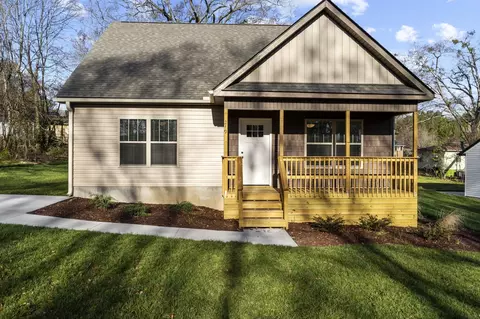 219 Eastland Dr, Greer, SC 29651