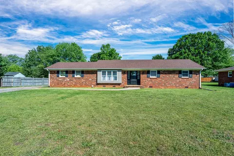 1 Montford Ave, Boiling Springs, SC 29316