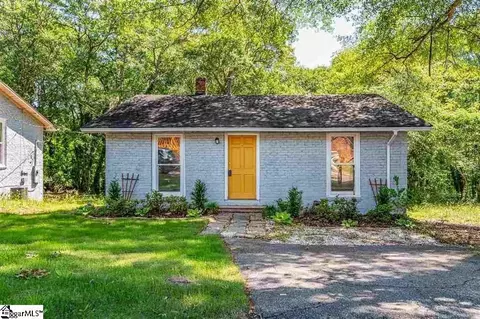 102 Helen St, Spartanburg, SC 29301