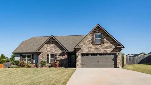 910 Grand Canyon Rd, Inman, SC 29349