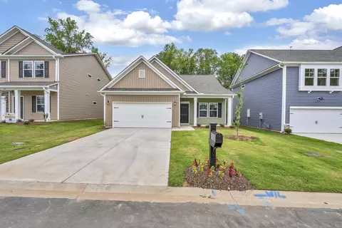 743 Fountainbrook Ln, Fountain Inn, SC 29644