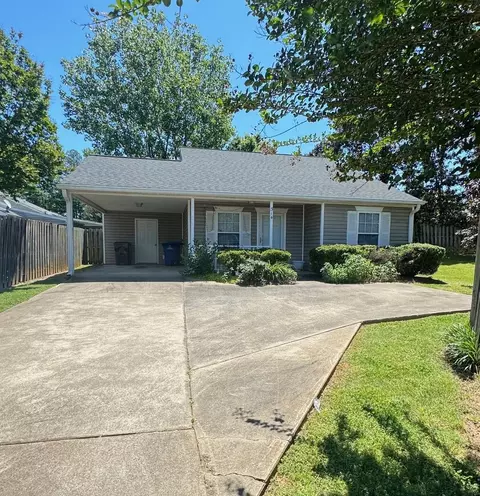 314 Calhoun Estates Dr, Spartanburg, SC 29307