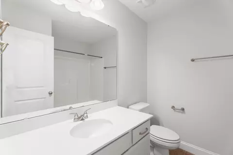 Bath - 3041 Emberly Dr, Roebuck, SC 29376 photo 2 of 2
