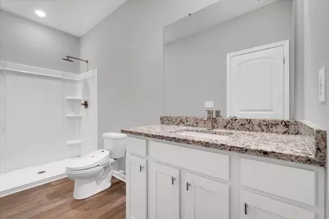 Bath - 3112 Emberly Dr, Roebuck, SC 29376 photo 3 of 3