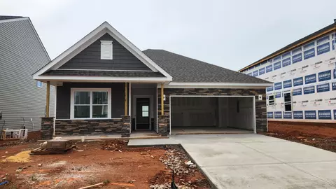 847 Barlow Ln, Woodruff, SC 29388