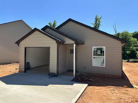 407 Waters Road Rd, Inman, SC 29349