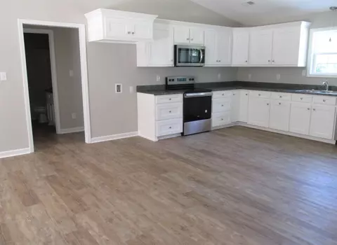 950 9th St, Gaffney, SC 29341 photo 3